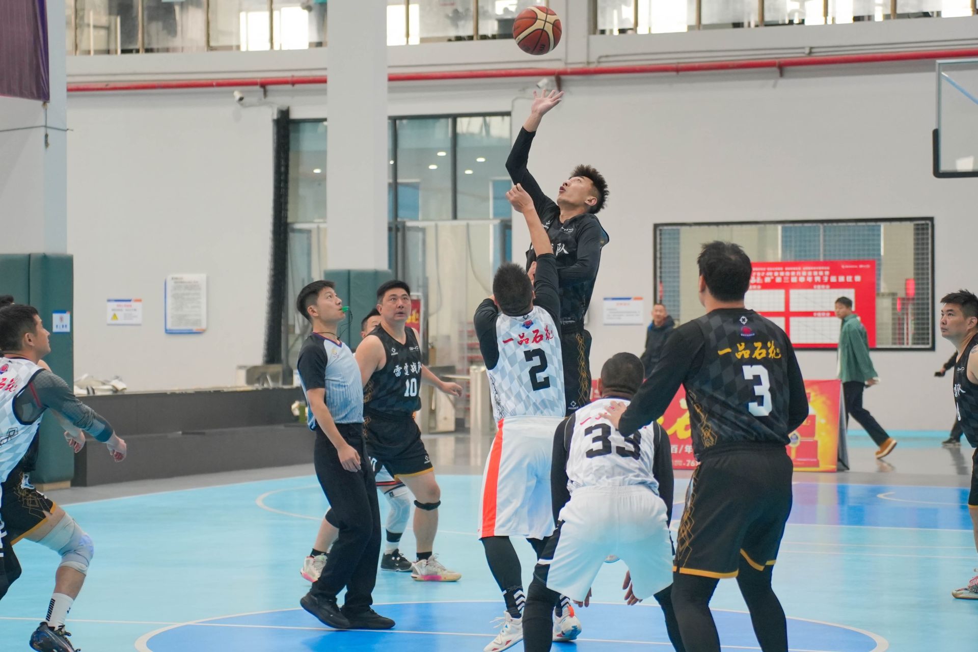 球天下体育网页版-篮球名宿现场观战,对球队表现发表看法怎么写