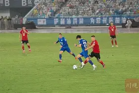 体育赛事精彩迷人,观众心情高涨怎么形容